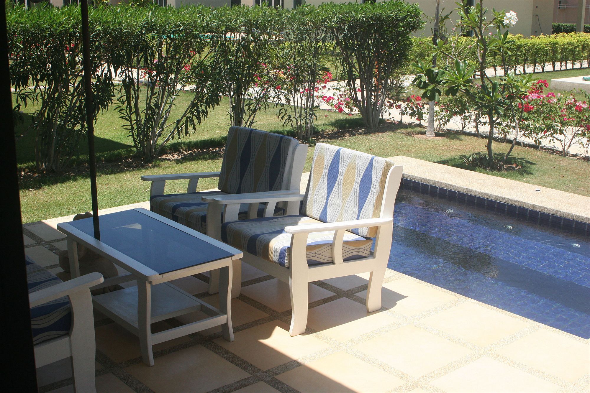 Garden Hills Villa Resort Cha-Am Exteriör bild